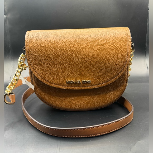 NWOT- Michael Kors Small Crossbody Bag with dust bag - Picture 2 of 12